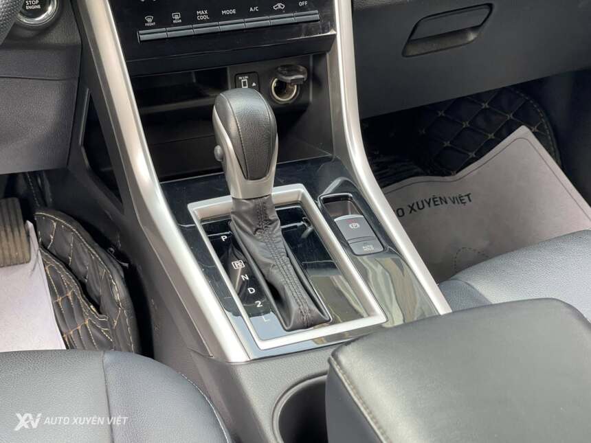 Mitsubishi Xpander Cross 1.5AT 2022 Mitsubishi Xpander Cross 1.5AT 2022