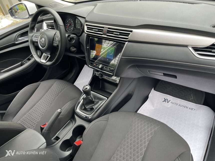 MG 5 1.5MT 2024 MG 5 1.5MT 2024