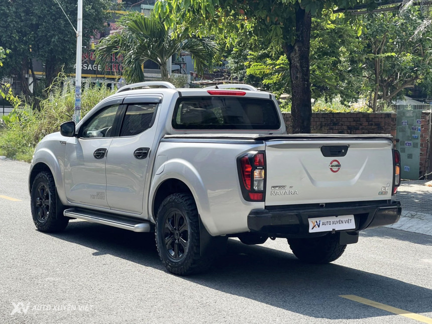 Nissan Navara EL 4x2AT 2016 Nissan Navara EL 4x2AT 2016
