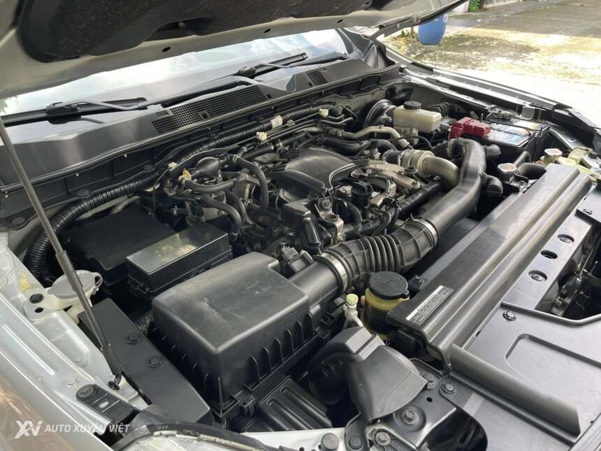 Nissan Navara EL 4x2AT 2016 Nissan Navara EL 4x2AT 2016