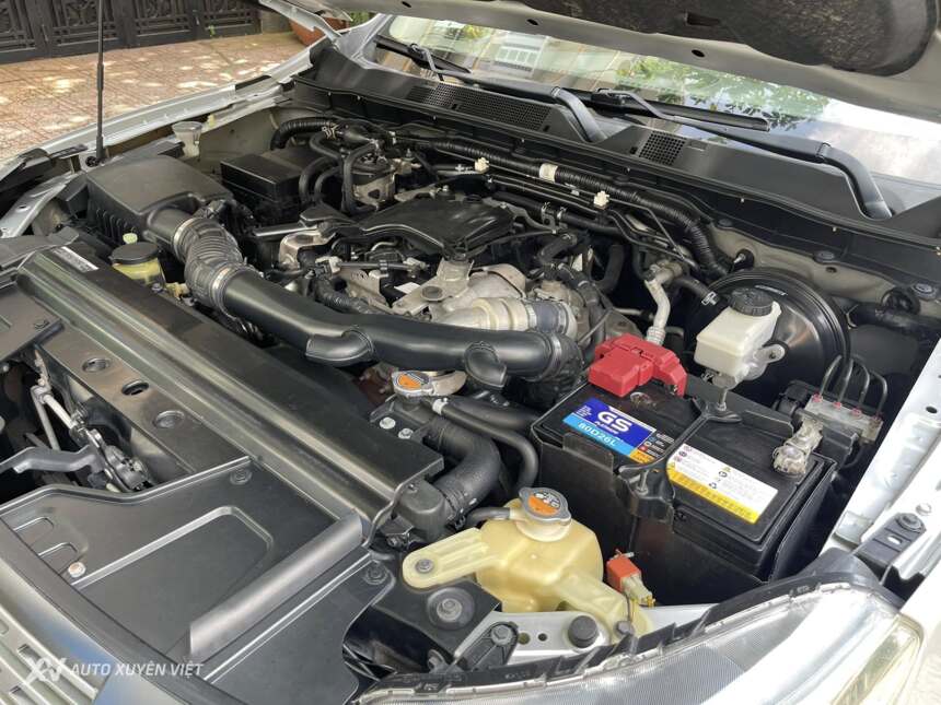 Nissan Navara EL 4x2AT 2016 Nissan Navara EL 4x2AT 2016