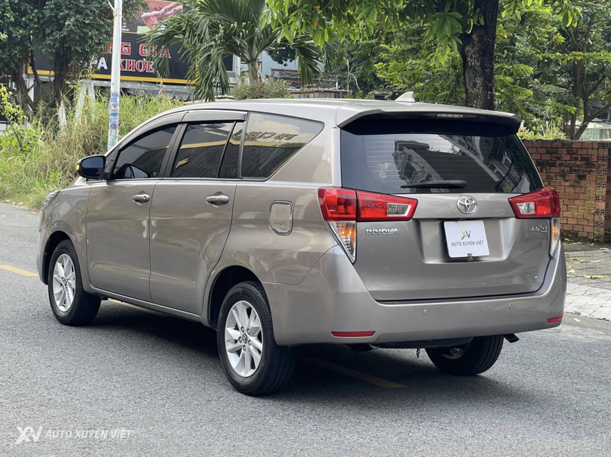 Toyota Innova G 2.0AT 2017