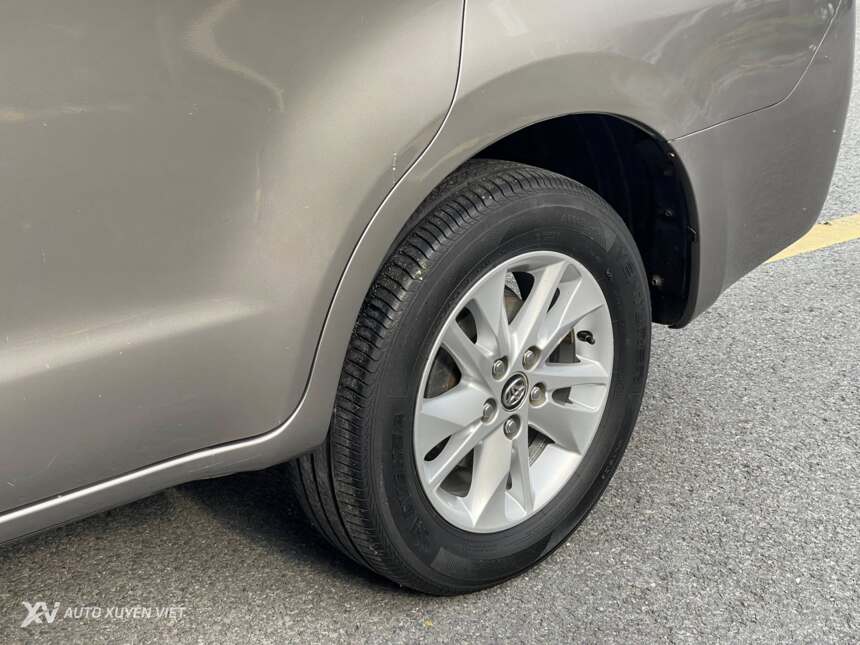 Toyota Innova G 2.0AT 2017