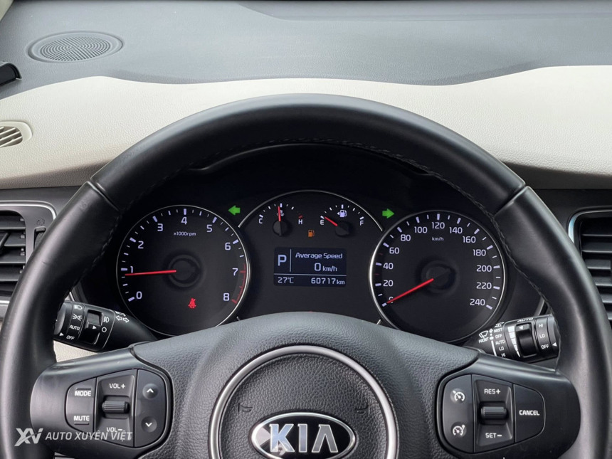 Kia Rondo 2.0 GAT 2018 Kia Rondo 2.0 GAT 2018