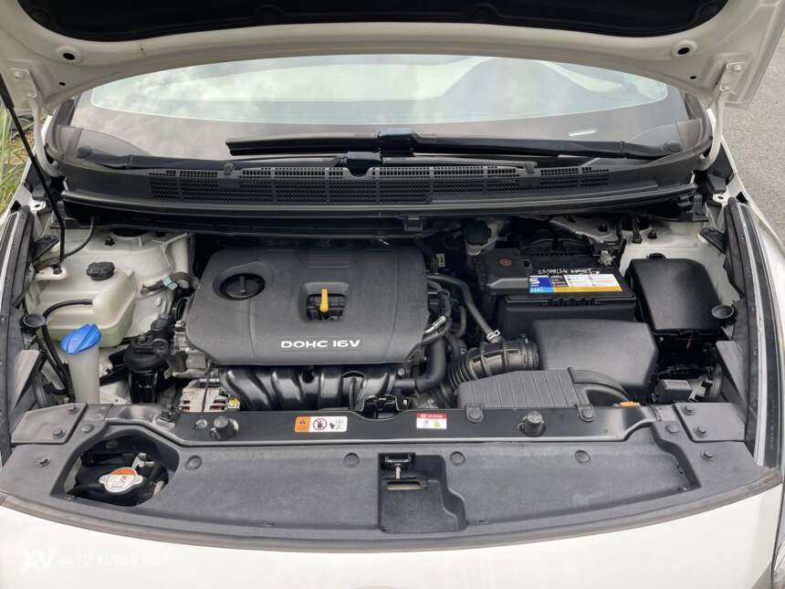 Kia Rondo 2.0 GAT 2018 Kia Rondo 2.0 GAT 2018