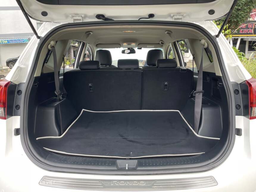 Kia Rondo 2.0 GAT 2018 Kia Rondo 2.0 GAT 2018