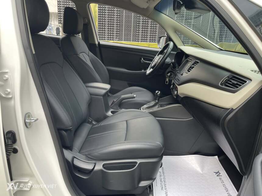 Kia Rondo 2.0 GAT 2018 Kia Rondo 2.0 GAT 2018