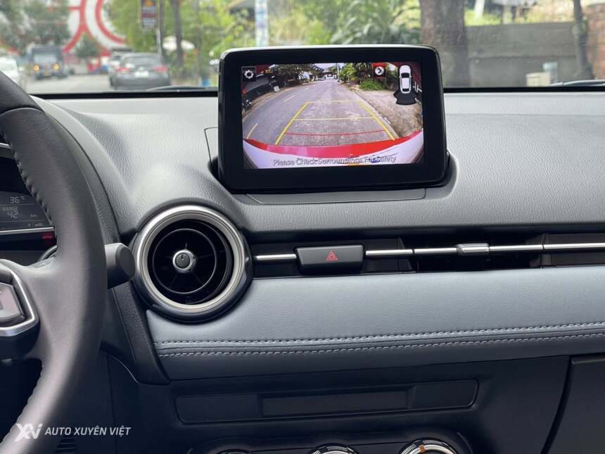 Mazda 2 Luxury 1.5AT 2022 Mazda 2 Luxury 1.5AT 2022