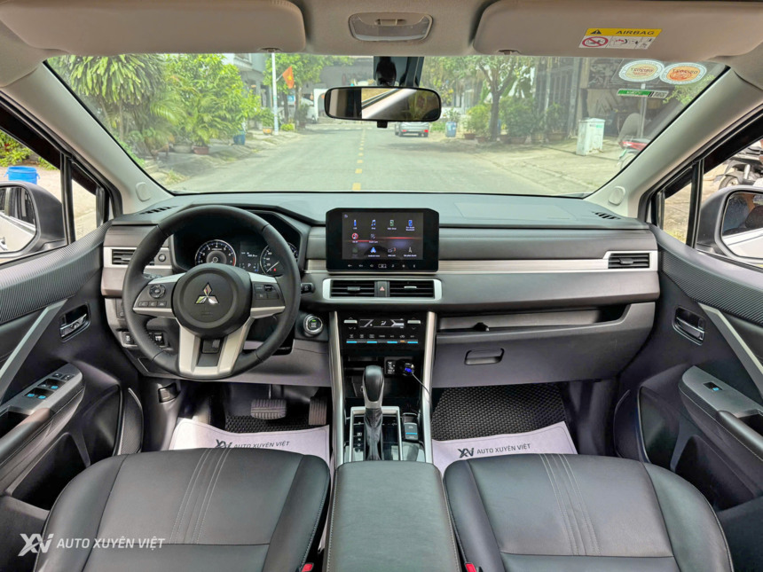 Mitsubishi Xpander Premium 1.5AT 2024