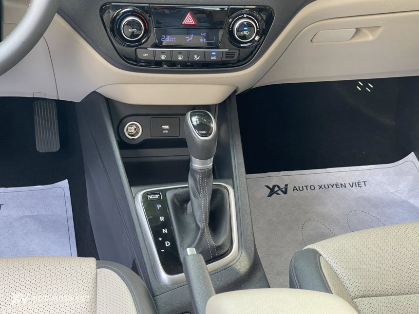 Hyundai Accent 1.4 AT Đặc Biệt 2022