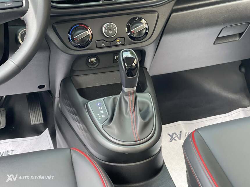 Hyundai Grand i10 Hatchback 1.2AT 2021