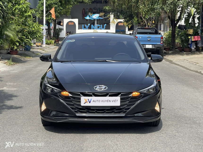 Hyundai Elantra 1.6AT 2022