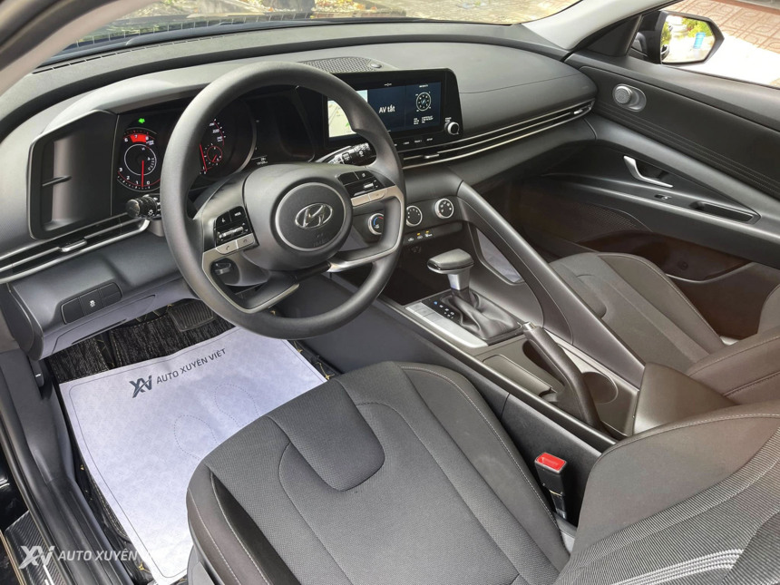 Hyundai Elantra 1.6AT 2022