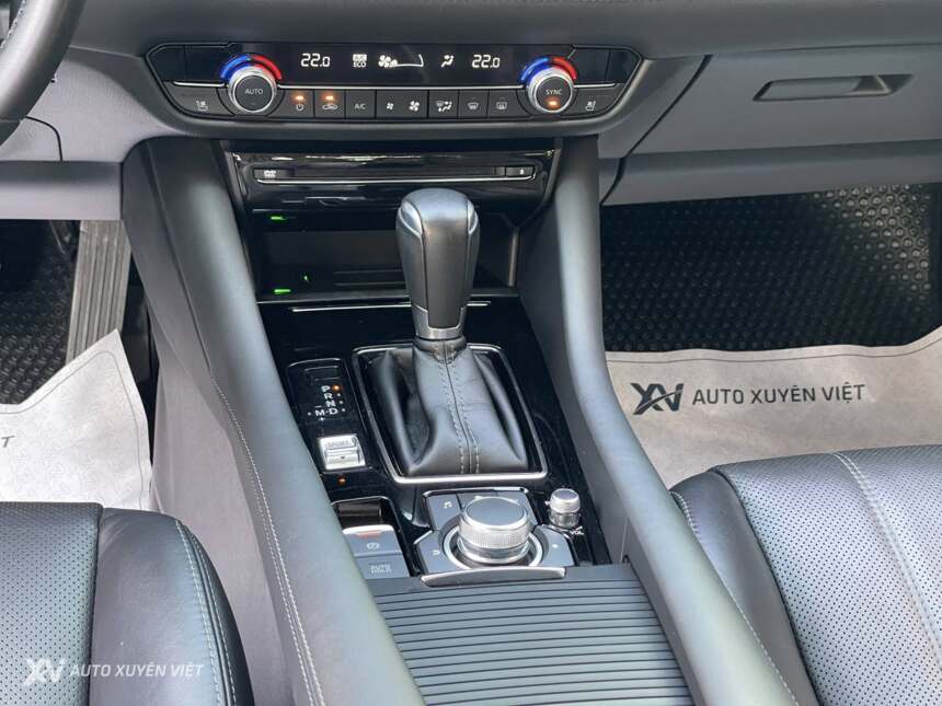 Mazda 6 2.0 Premium TCCC 2020 Mazda 6 2.0 Premium TCCC 2020