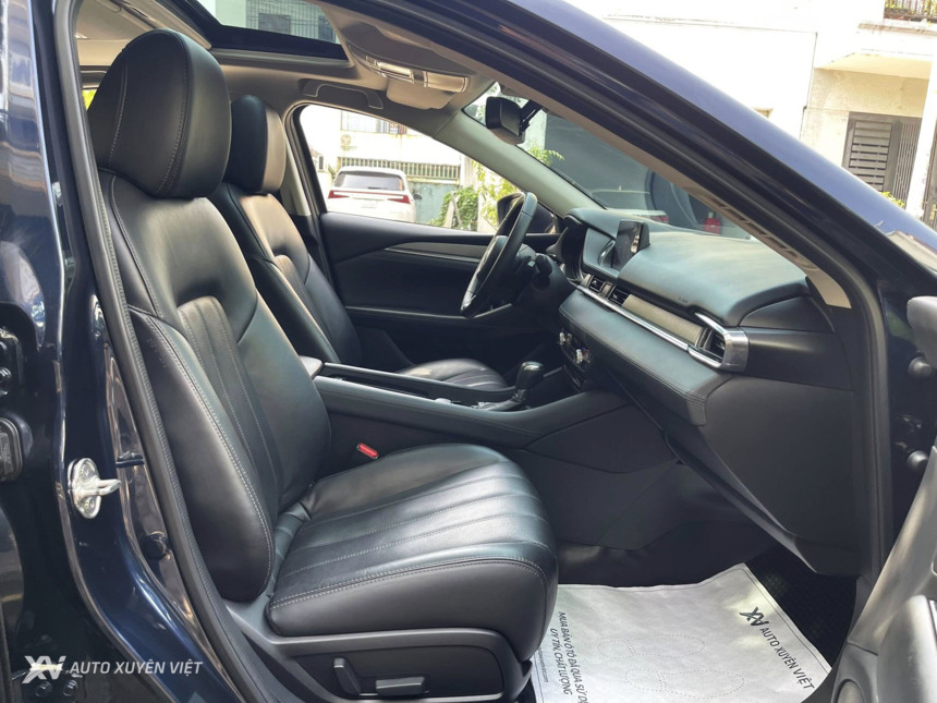 Mazda 6 2.0 Premium TCCC 2020 Mazda 6 2.0 Premium TCCC 2020