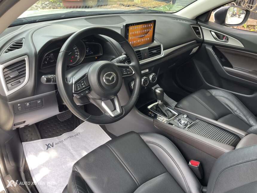 Mazda 3 Hatchback 1.5AT 2019