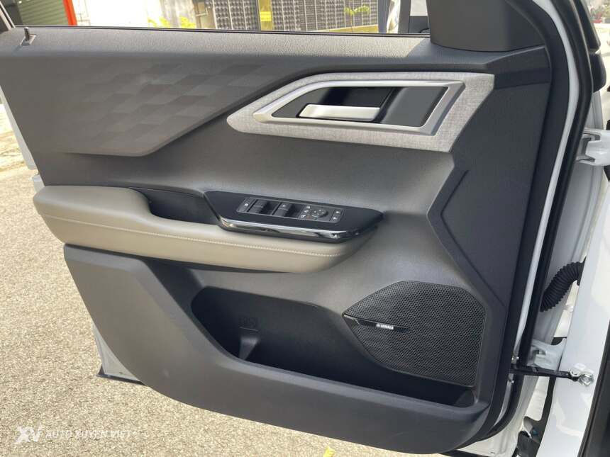 Mitsubishi XForce Ultimate 1.5AT 2024