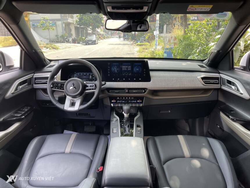 Mitsubishi XForce Ultimate 1.5AT 2024