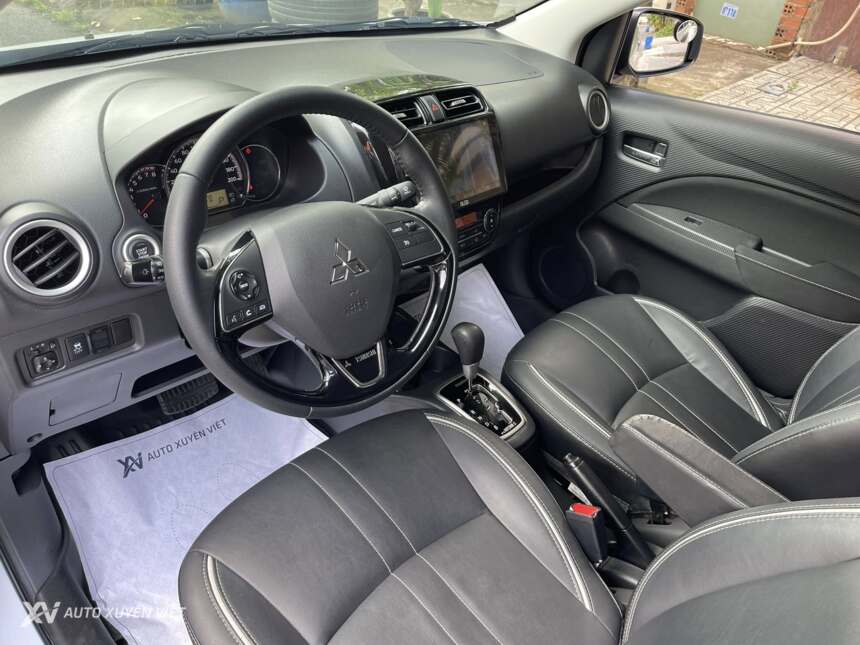 Mitsubishi Attrage 1.2CVT Premium 2021