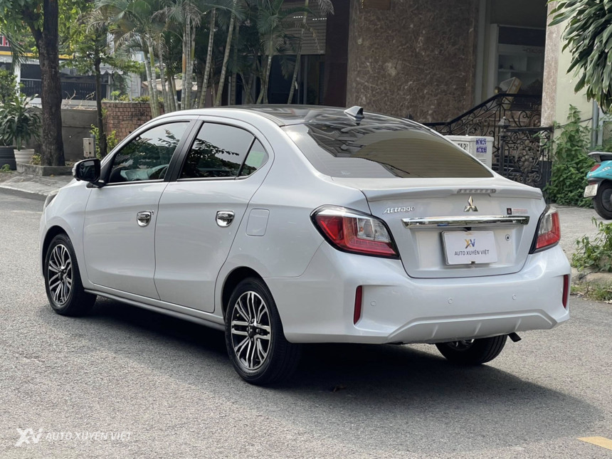 Mitsubishi Attrage 1.2CVT Premium 2021