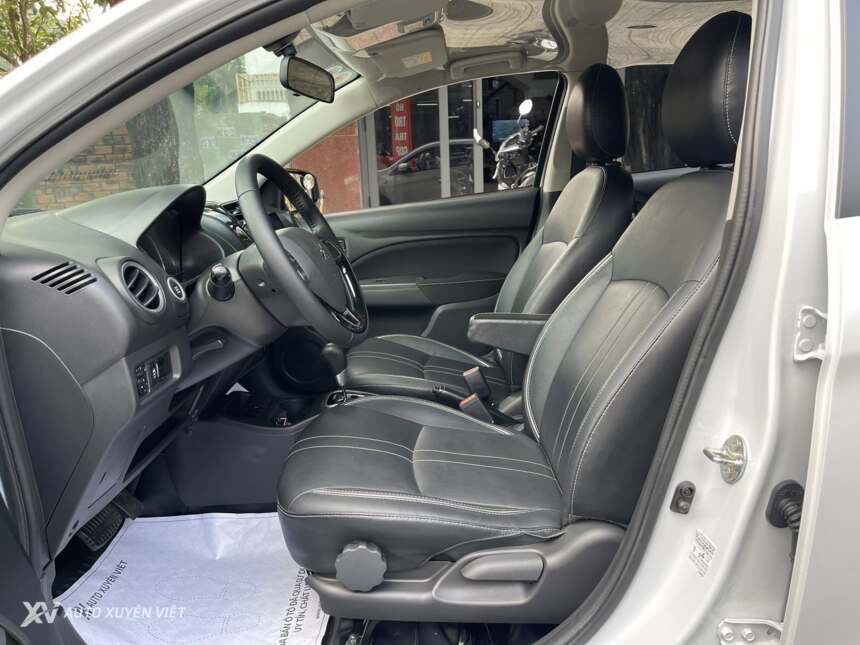 Mitsubishi Attrage 1.2CVT Premium 2021