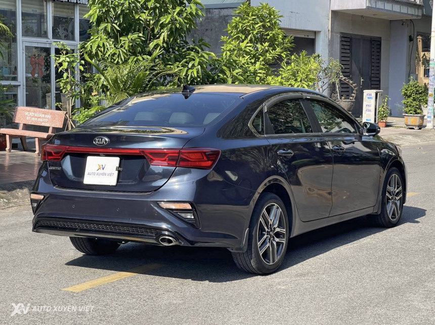 Kia Cerato 1.6AT Luxury 2019 Kia Cerato 1.6AT Luxury 2019