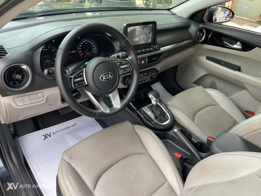 Kia Cerato 1.6AT Luxury 2019 Kia Cerato 1.6AT Luxury 2019