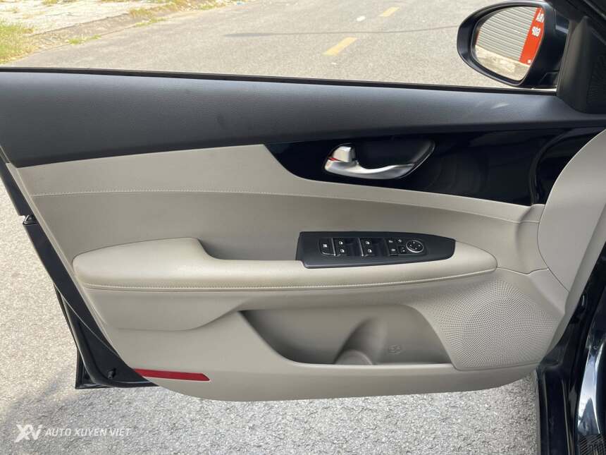 Kia Cerato 1.6AT Luxury 2019 Kia Cerato 1.6AT Luxury 2019