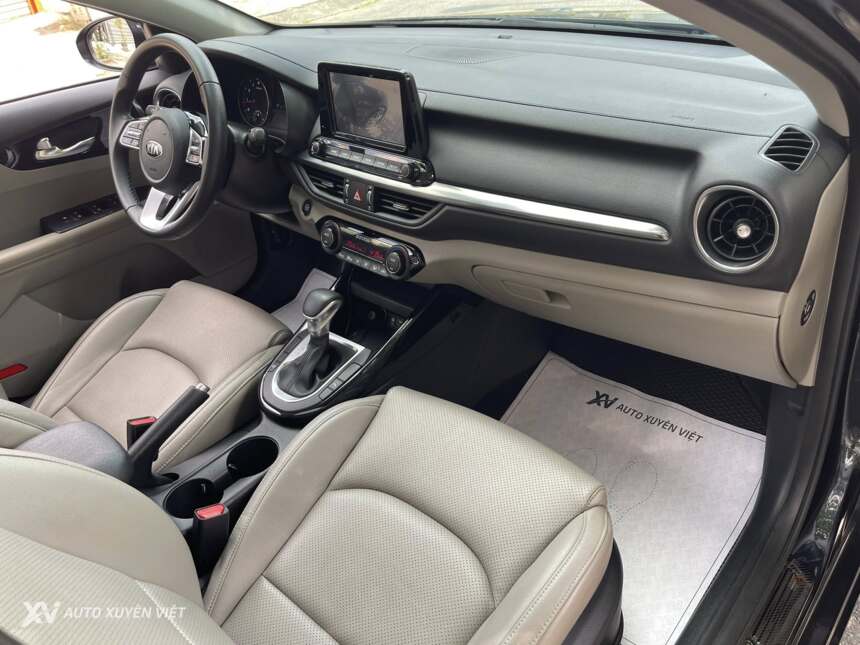 Kia Cerato 1.6AT Luxury 2019 Kia Cerato 1.6AT Luxury 2019