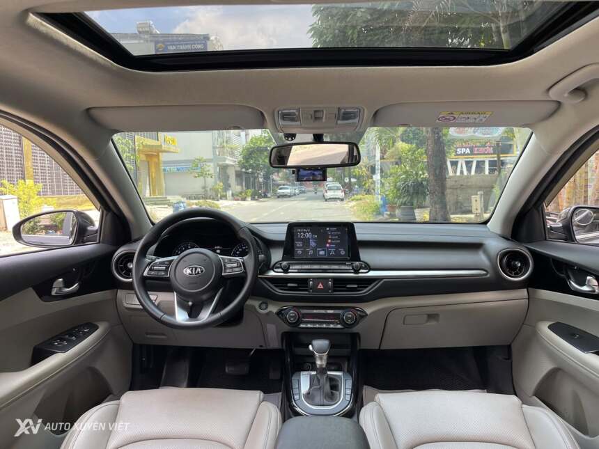 Kia Cerato 1.6AT Luxury 2019 Kia Cerato 1.6AT Luxury 2019