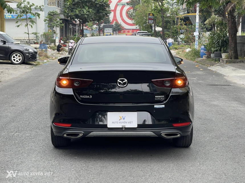 Mazda 3 1.5AT Luxury 2024