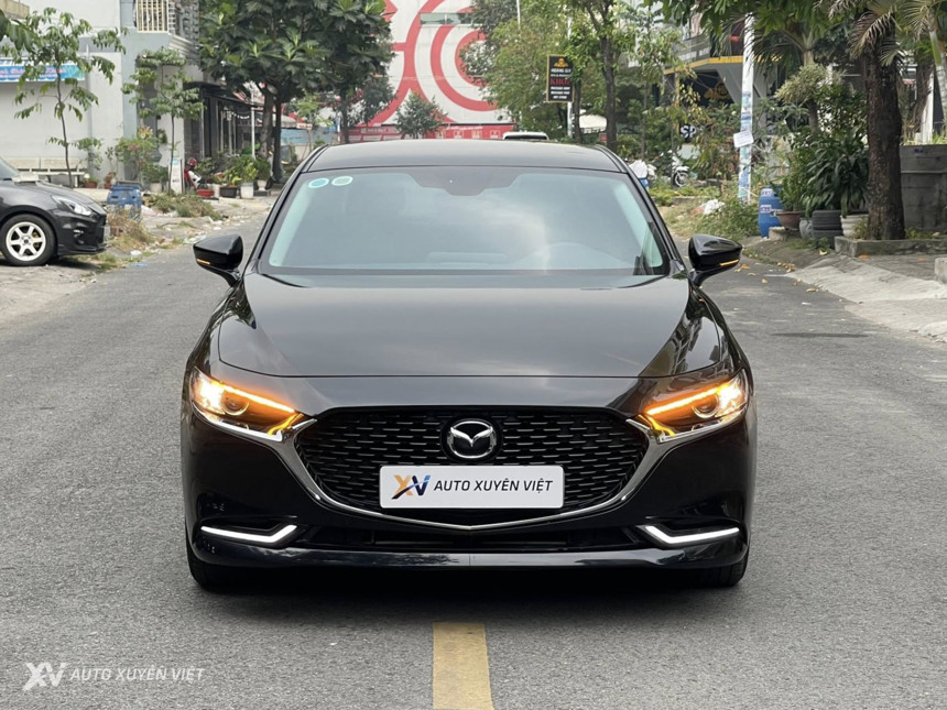 Mazda 3 1.5AT Luxury 2024