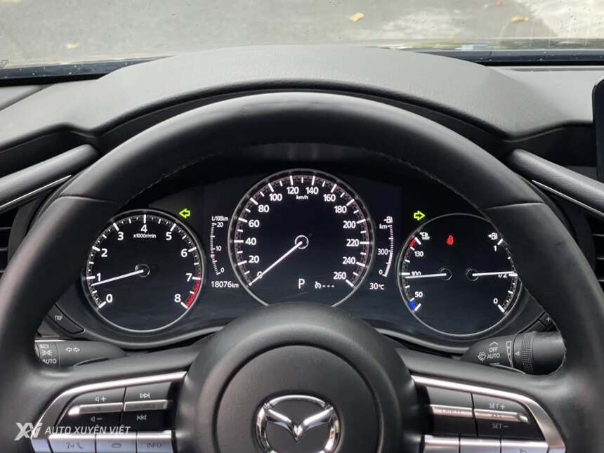 Mazda 3 1.5AT Luxury 2024