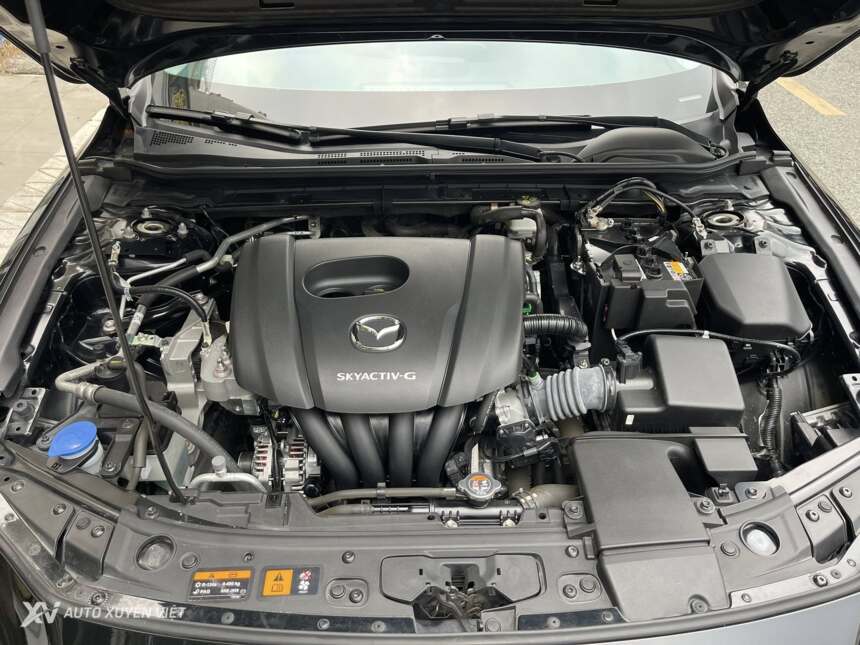 Mazda 3 1.5AT Luxury 2024