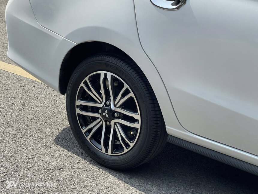 Mitsubishi Attrage 1.2CVT Premium 2021 Mitsubishi Attrage 1.2CVT Premium 2021