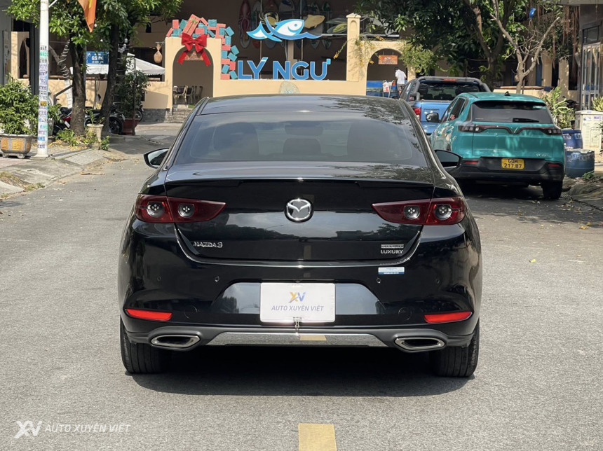 Mazda 3 1.5AT Luxury 2024