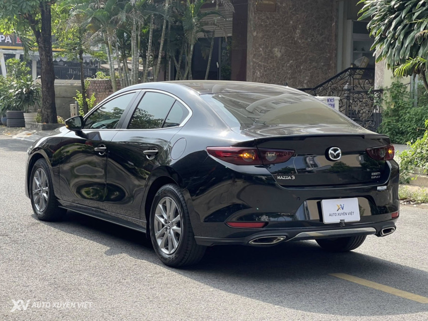 Mazda 3 1.5AT Luxury 2024