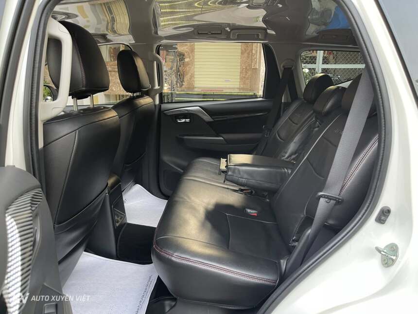 Mitsubishi Pajero Sport 2.4D 4x2AT 2019