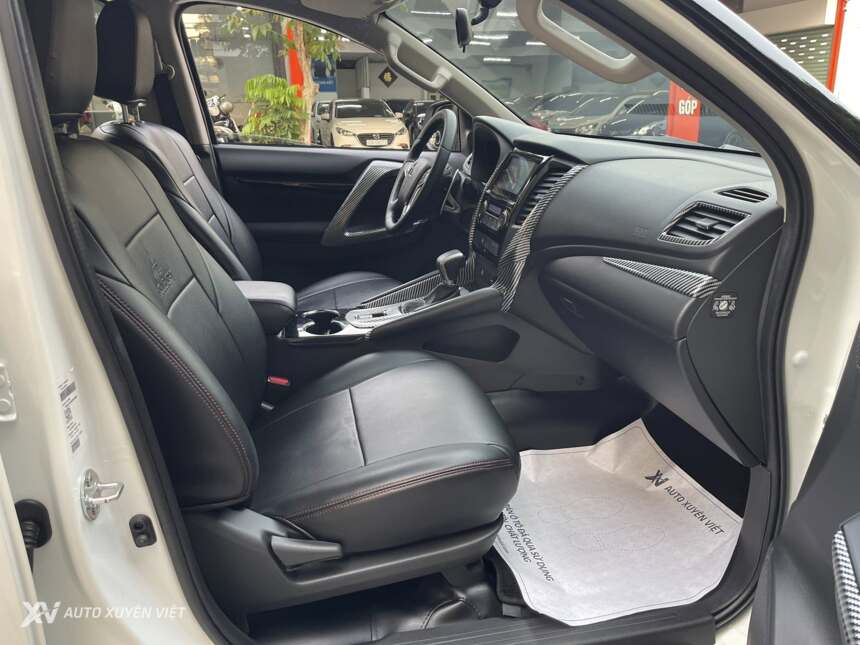 Mitsubishi Pajero Sport 2.4D 4x2AT 2019