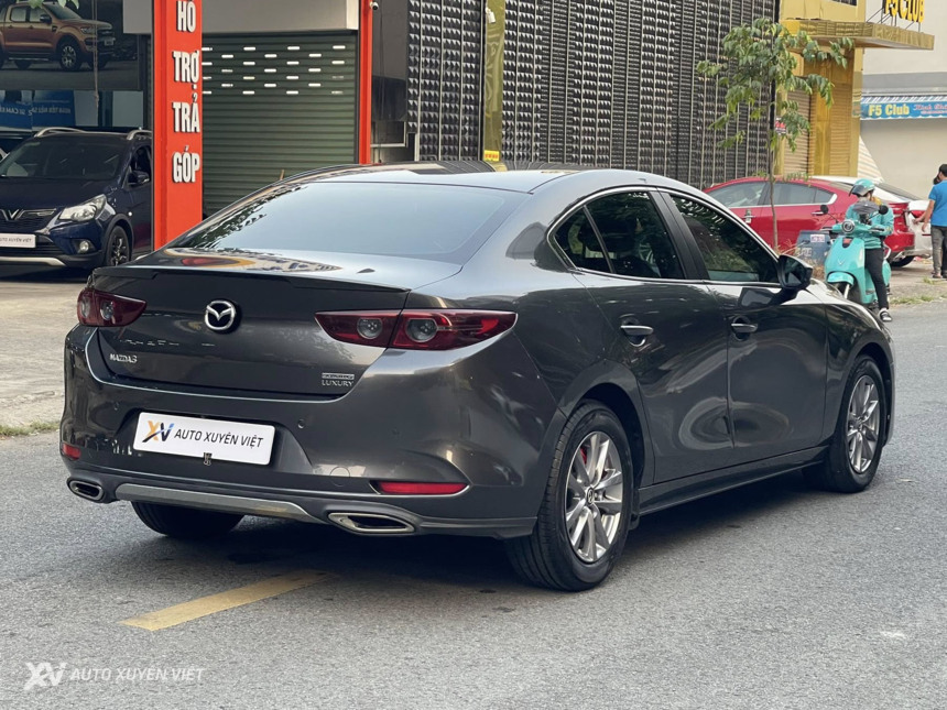 Mazda 3 1.5AT Luxury 2020