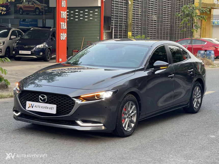 Mazda 3 1.5AT Luxury 2020