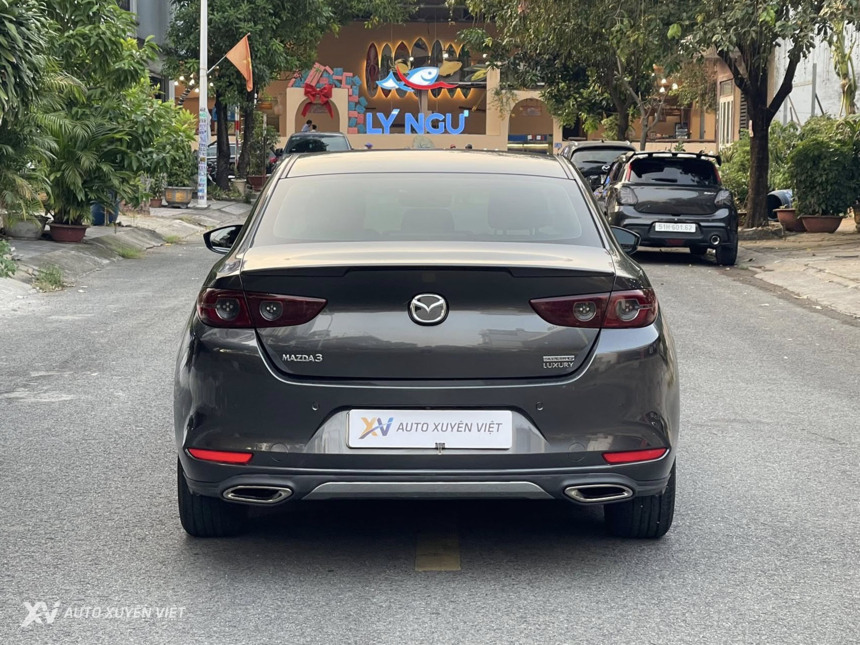 Mazda 3 1.5AT Luxury 2020