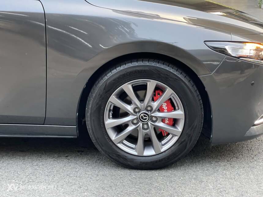 Mazda 3 1.5AT Luxury 2020