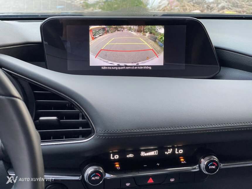 Mazda 3 1.5AT Luxury 2020