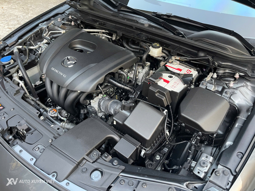 Mazda 3 1.5AT Luxury 2020