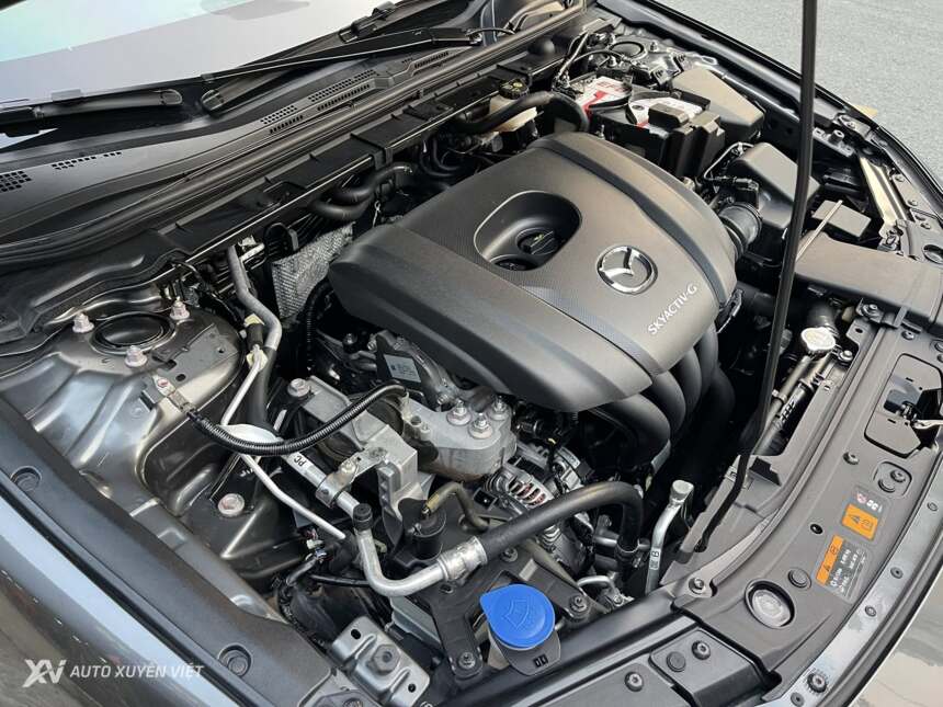 Mazda 3 1.5AT Luxury 2020