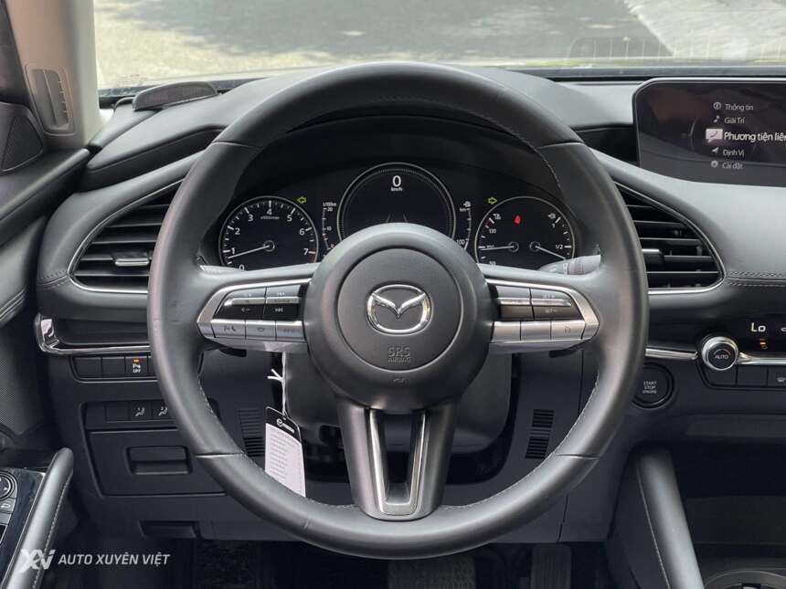 Mazda 3 1.5AT Luxury 2020