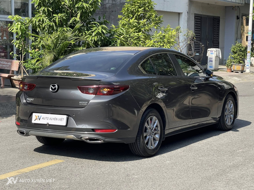 Mazda 3 1.5AT Luxury 2020