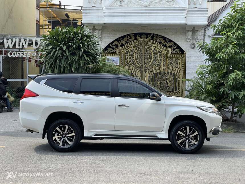 Mitsubishi Pajero Sport 2.4D 4x2AT 2019 Mitsubishi Pajero Sport 2.4D 4x2AT 2019