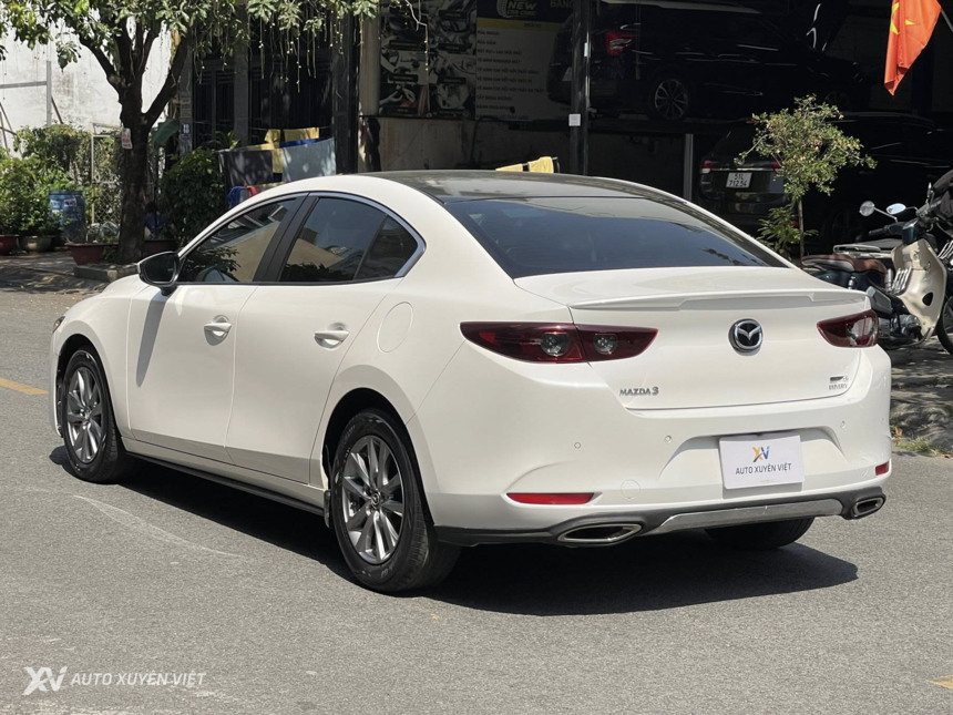 Mazda 3 1.5AT Luxury 2021
